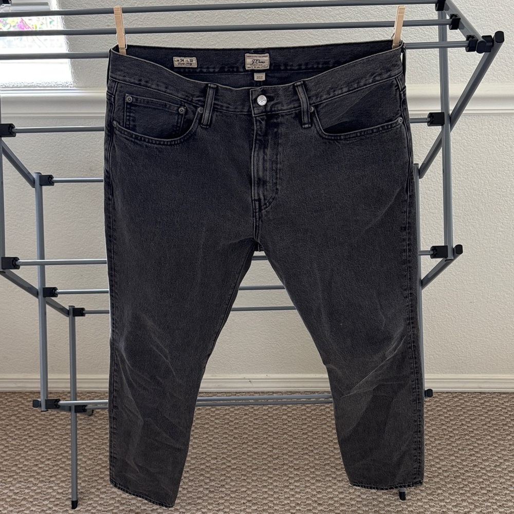 EUC M’s J Crew 770 100% cotton black wash jeans